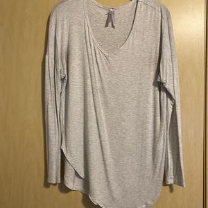 Grey longsleeve
